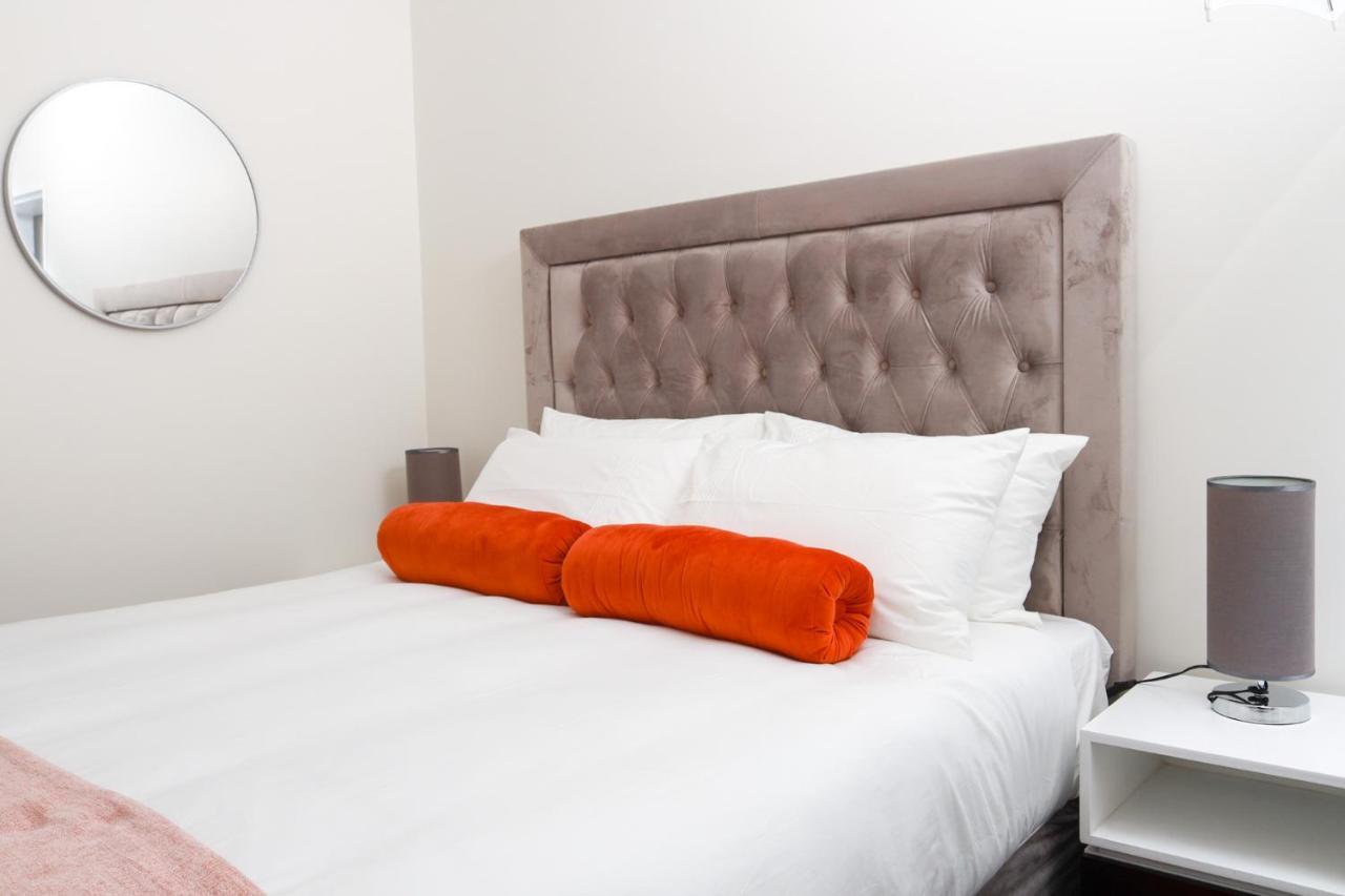 Fumo House Lifestyle Apartments Midrand Exteriör bild