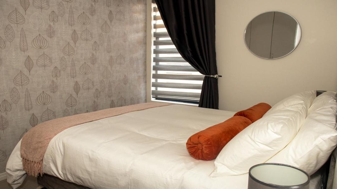 Fumo House Lifestyle Apartments Midrand Exteriör bild