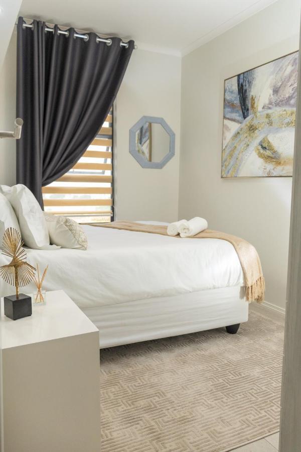 Fumo House Lifestyle Apartments Midrand Exteriör bild