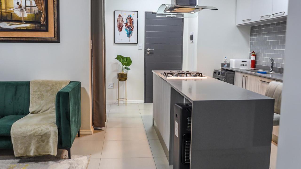 Fumo House Lifestyle Apartments Midrand Exteriör bild