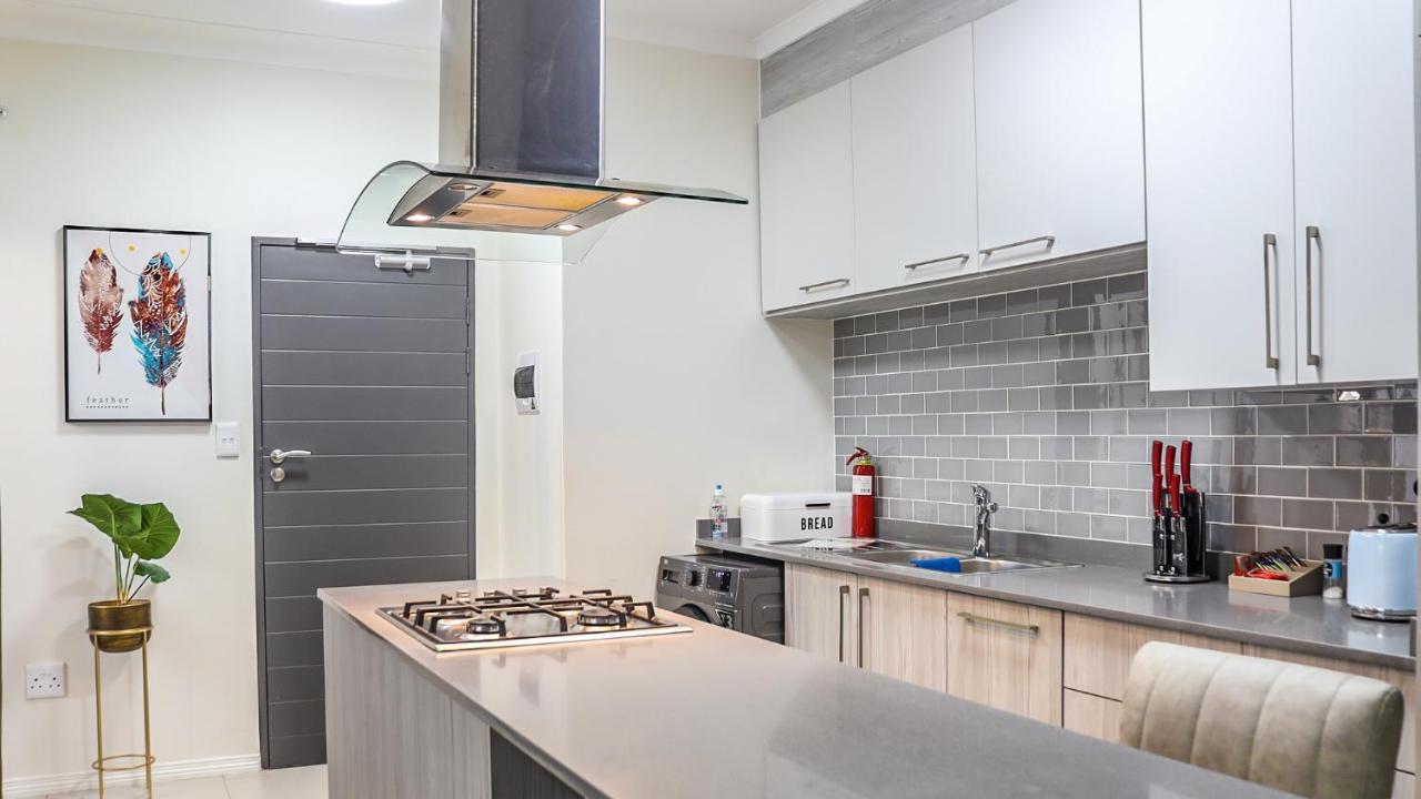 Fumo House Lifestyle Apartments Midrand Exteriör bild